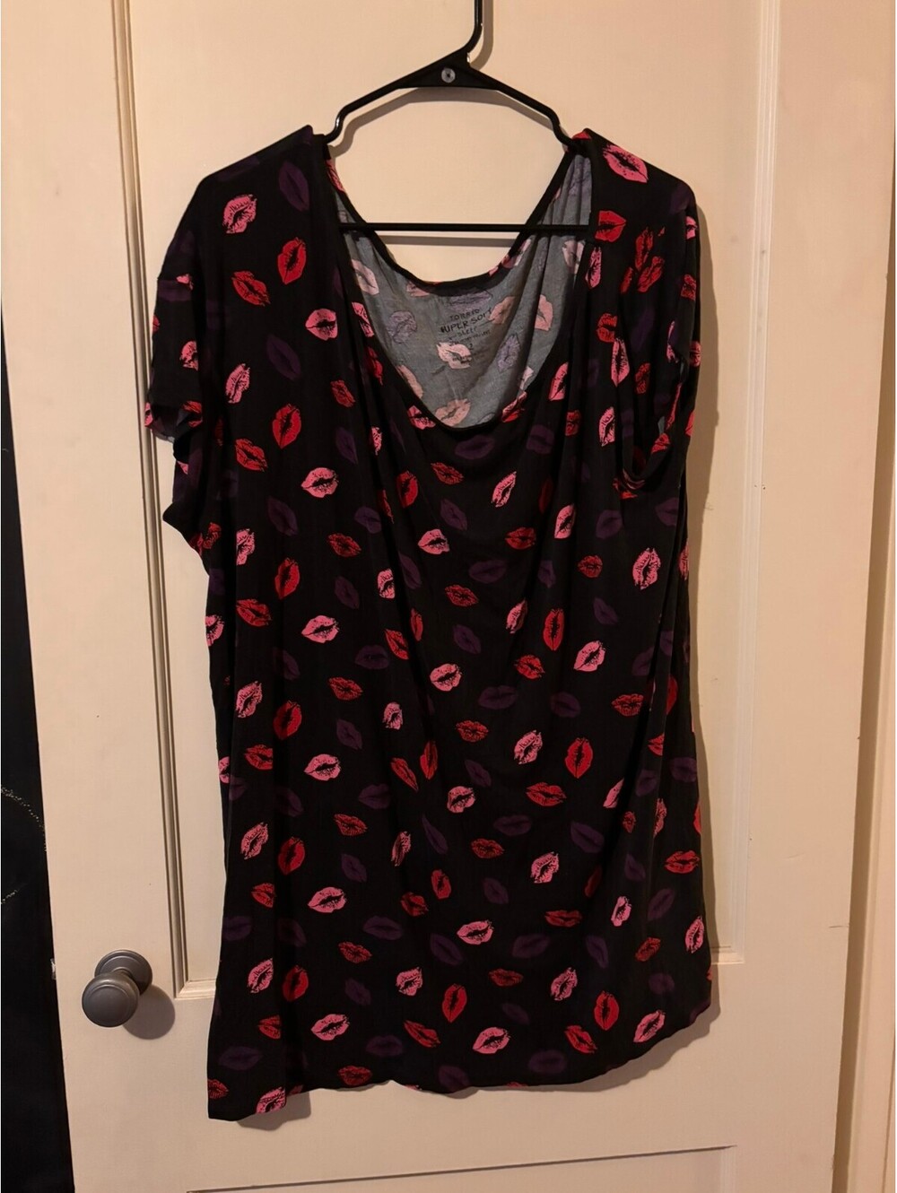 Black lip print short sleeve top Torris Size 2